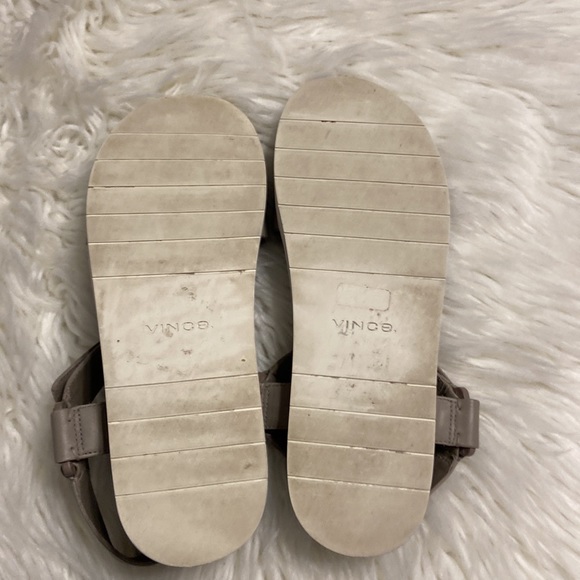 VINCE Sandals size 9 excellent condition color dark gray see all pictures - Picture 8 of 16